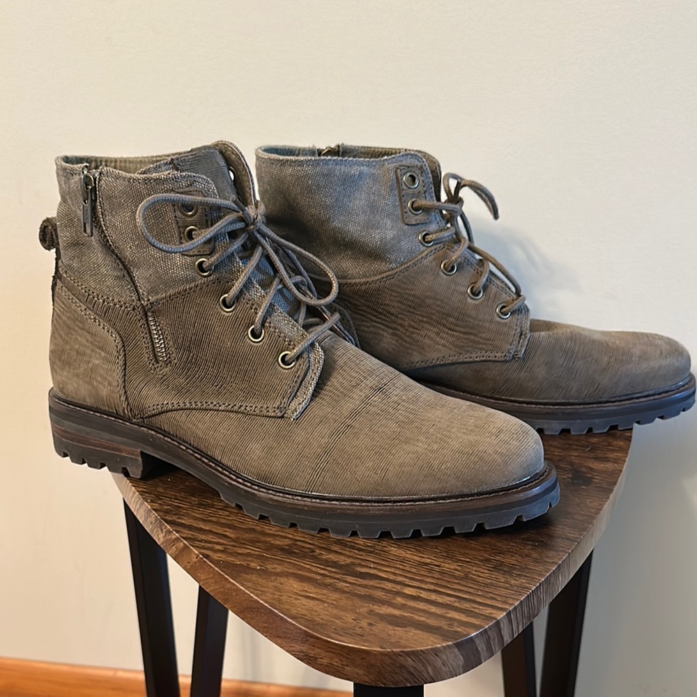 Mark Nason Tan Textured Boots, Like New 8.5